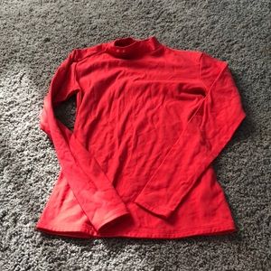 Under armor shirt